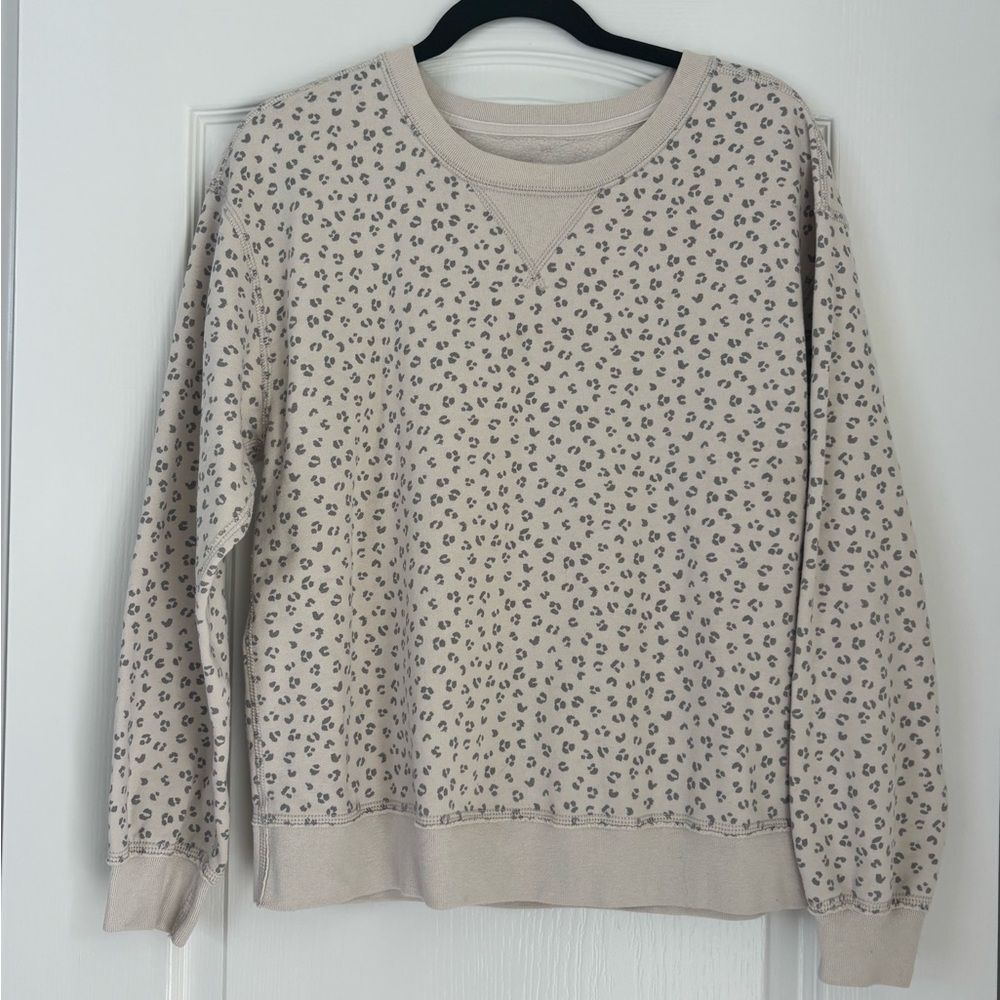 Abercrombie & Fitch Cream and Grey Leopard Crewneck Sweatshirt
